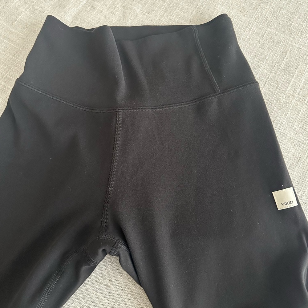 Vuori AllTheFeels Slim Flare Women's Regular Black Leggings